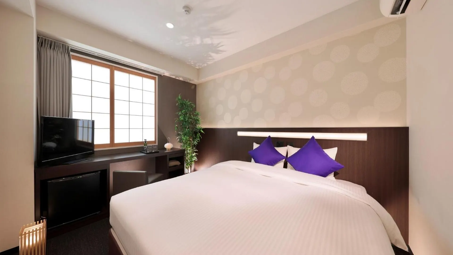 Marutamachi Crystal Hotel - Vacation Stay 05336V 교토 0*,